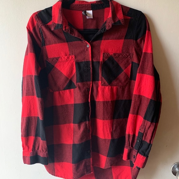 H&M Tops - H&M Red Plaid Flanel
